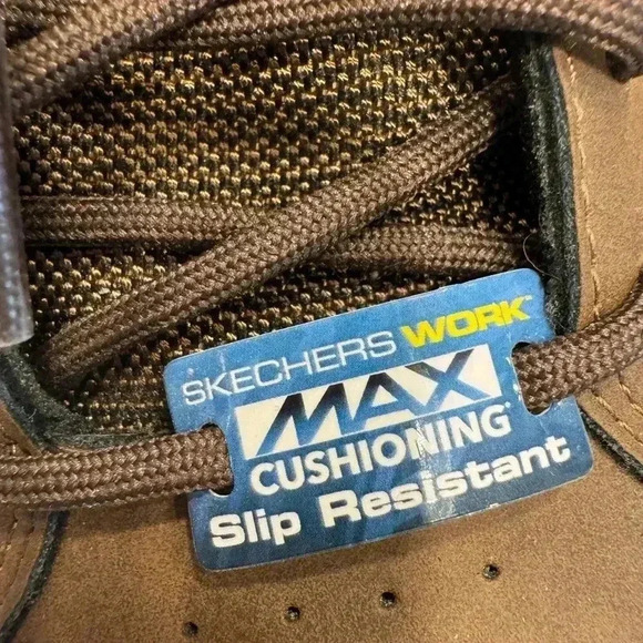 Sketchers work shoes safety toe slip resistant max cushioning size 8W - Picture 10 of 16